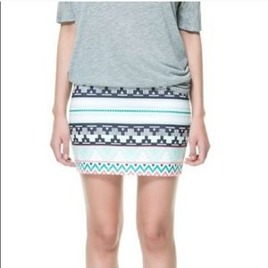 ZARA trafaluc Tribal Mini - Medium